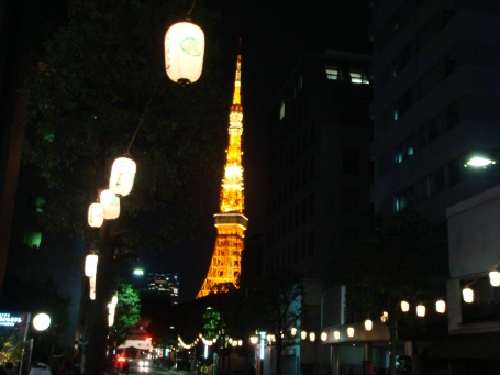 Tokyo Tower (from Hamamatsuchō side)