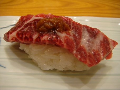 Body of Whale Tail Sushi ￥525, $8.75