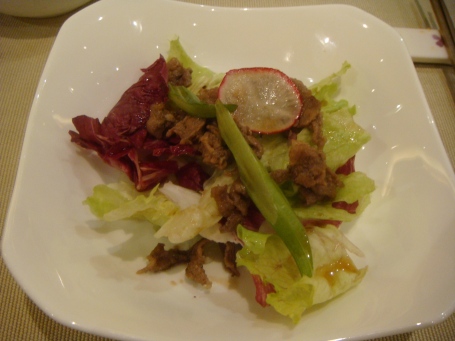 4) Bulgogi beef salad - great quality beef. chilled salad was great for curing my travel related vegetable-starvation